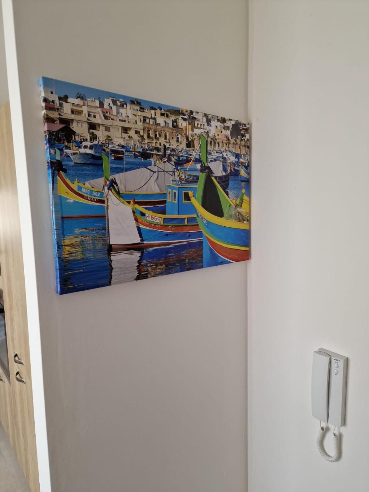 Sky Apartment 3 خليج سانت بول المظهر الخارجي الصورة